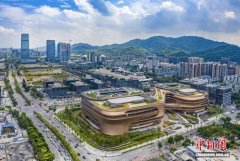 广州白云发布全国首部化妆品全链条合规指引护航“美丽经济”